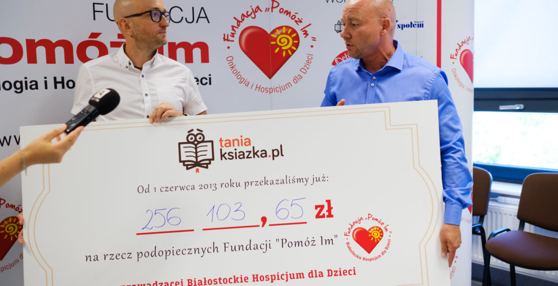 5 lat współpracy TaniaKsiazka.pl i Fundacji